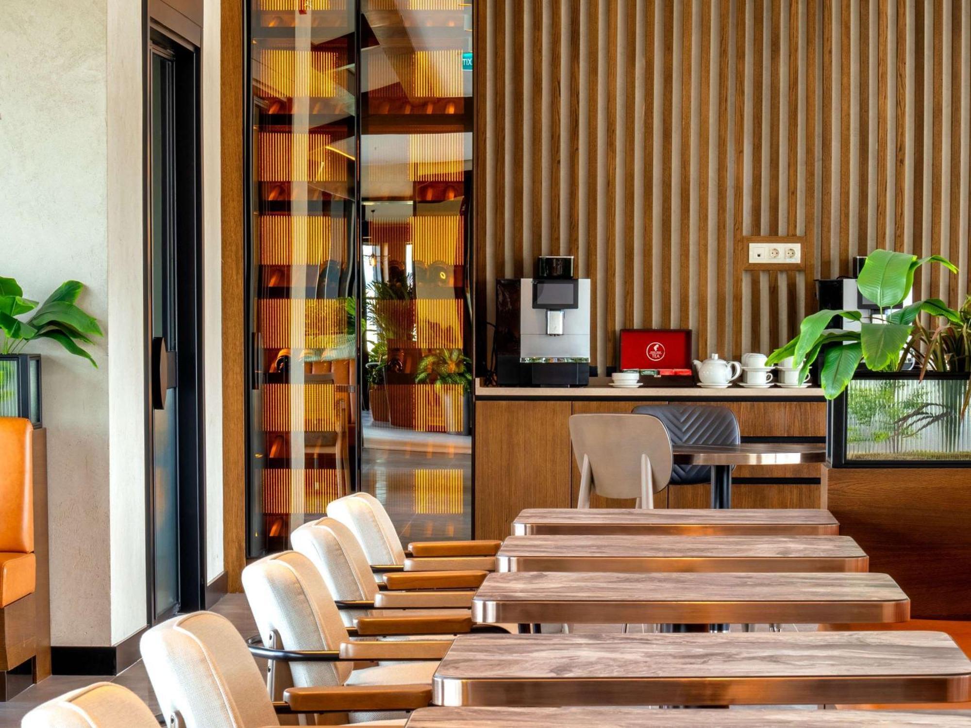Novotel Tbilisi Center 외부 사진